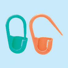 Clover Locking Stitch Markers is available to purchase from The Knit Lounge UK knit shop