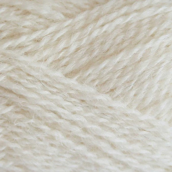 Baa Ram Ewe Pip Naturals in 001 White Roase Cream from The Knit Lounge