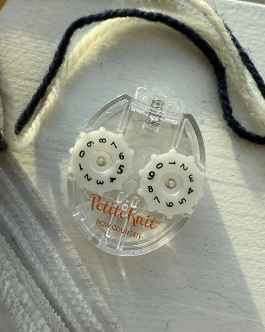 PetiteKnit row counter with magnified numbers from The Knit Lounge yarn shop