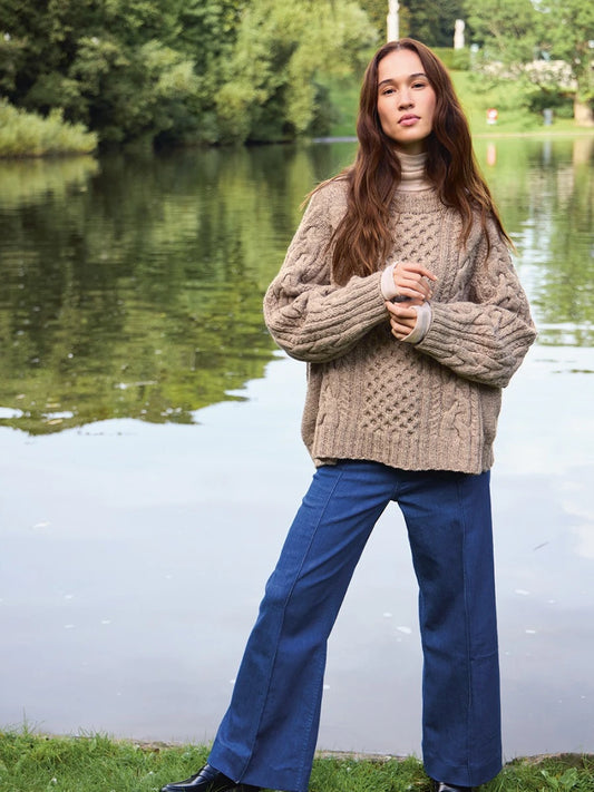 Sandnes Garn Wilbur Cable Sweater 2513_04 - Printed knitting Pattern from The Knit Lounge UK yarn shop.