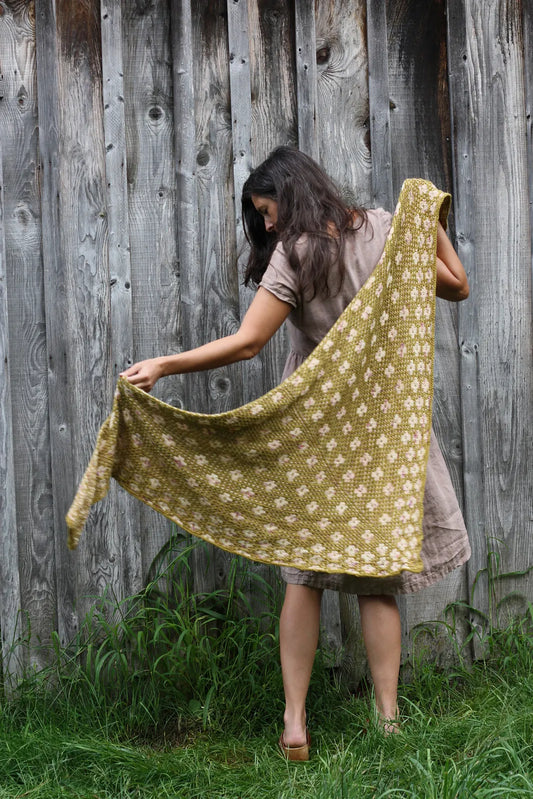 Summer Shawl-along | Pressed Flowers