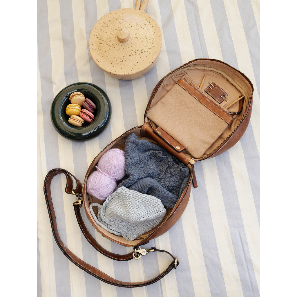 Re:Designed Project 157 - Round case with strap