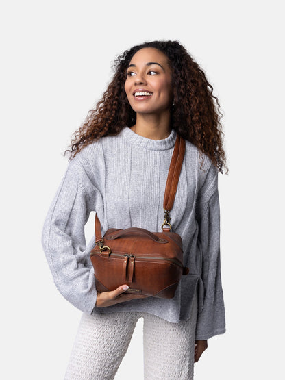 Re:Designed Project 78 Knitting case with strap and handle available in multiple colours at The Knit Lounge UK yarn shop.