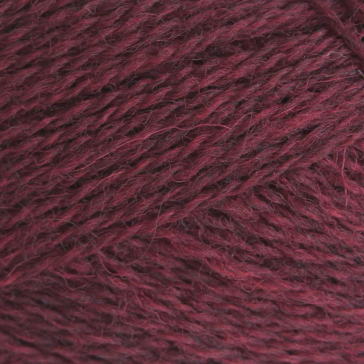 Baa Ram Ewe Pip Colourwork in 004 Bantam from The Knit Lounge.