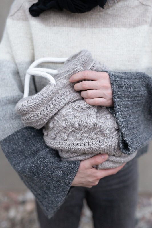 Ruke Project Bag Pattern is available to purchase from The Knit Lounge UK knit shop