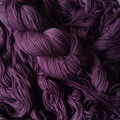 Kitt Suri Alpaca Lace