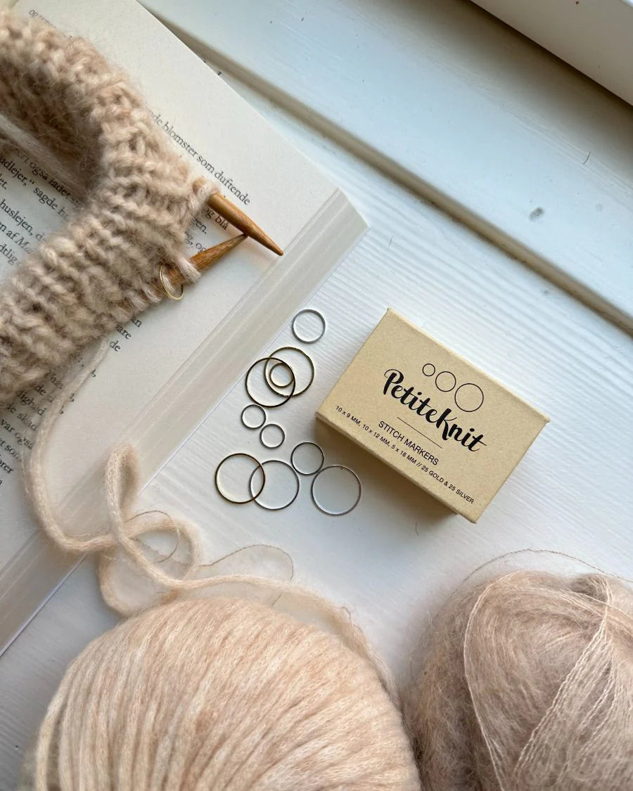PetiteKnit Round Stitch Markers in gold and sliver available at The Knit Lounge UK yarn shop.